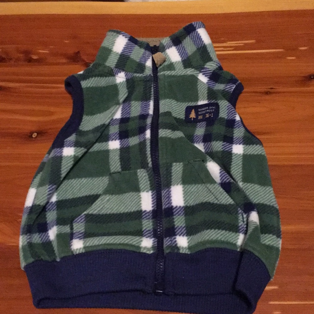 🛍5/$20🛍Boys 9 Month Vest